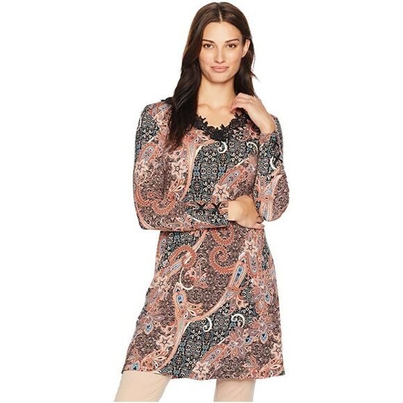 Skye's The LimitPaisley lace Dress - Picture 1 of 9